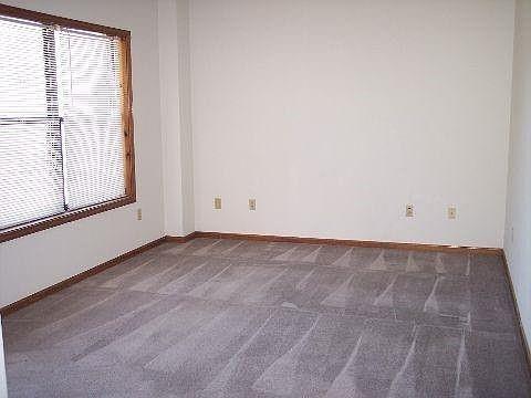 Broad | Streck St, Warrensburg, MO 64093